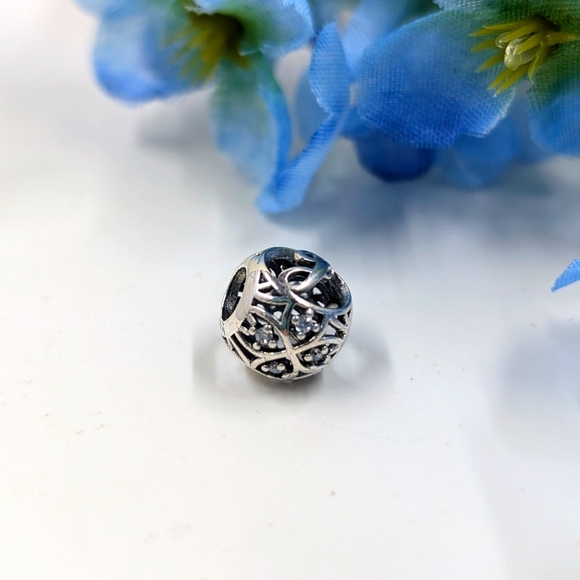 J Initial 925 Sterling Silver and White Sapphire Bracelet Charm / Pendant - Picture 4 of 4